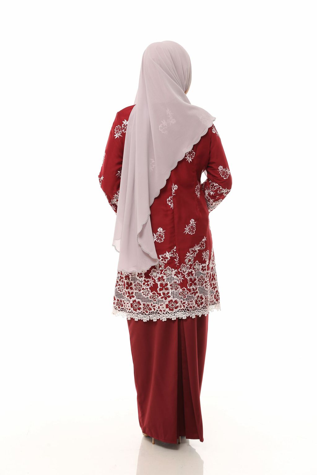 10.11.25 SHEQEEN31265