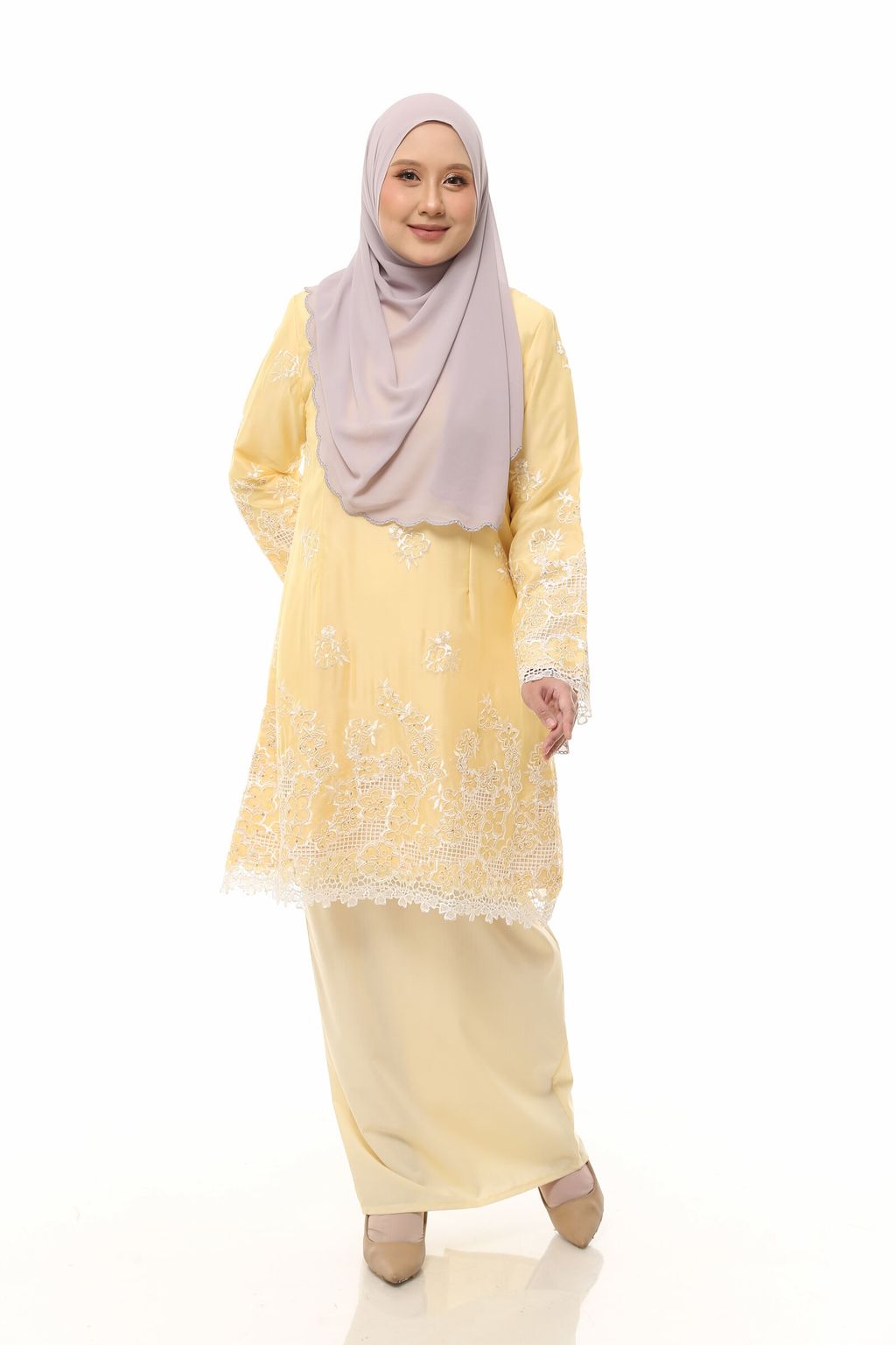 10.11.25 SHEQEEN31253