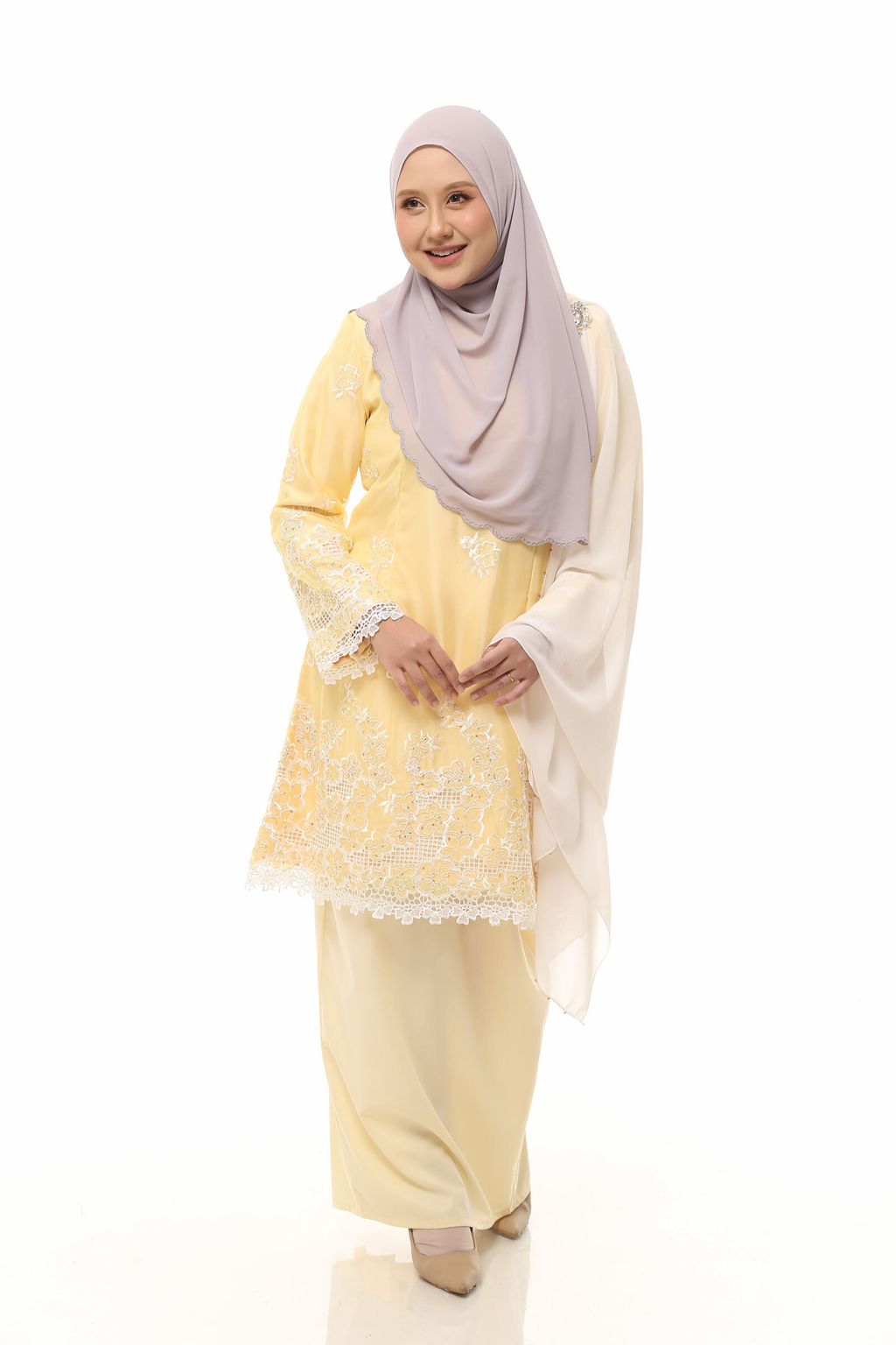 10.11.25 SHEQEEN31248