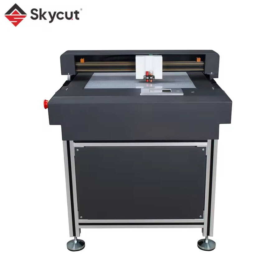 Skycut F series flatbed cutting table with vacuum bed