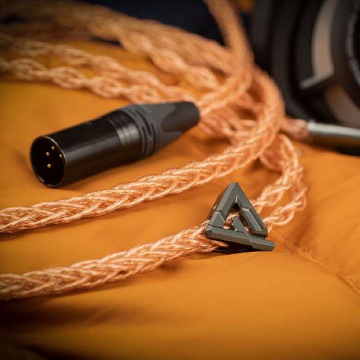 0-HD800-02