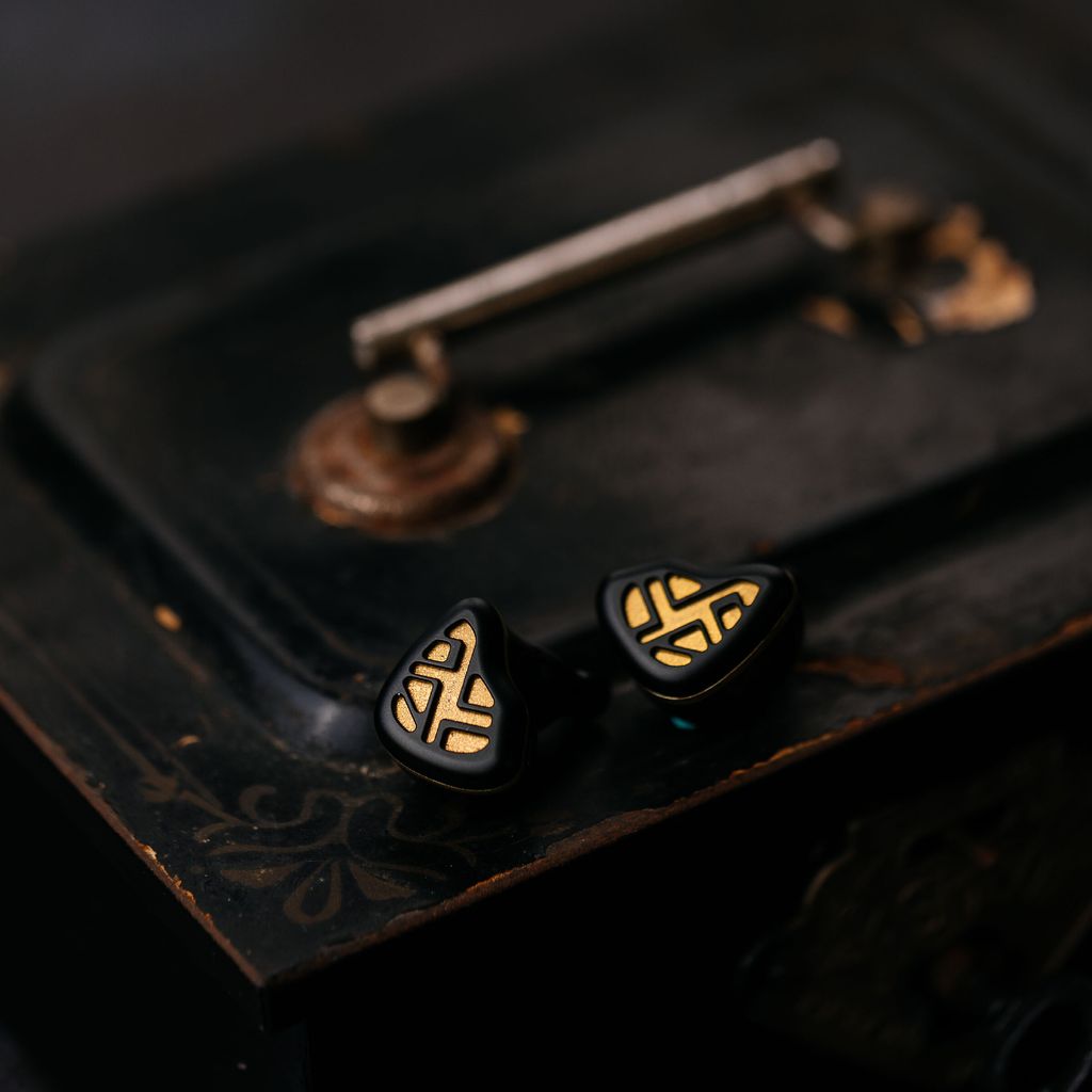 0- First Light-art-05