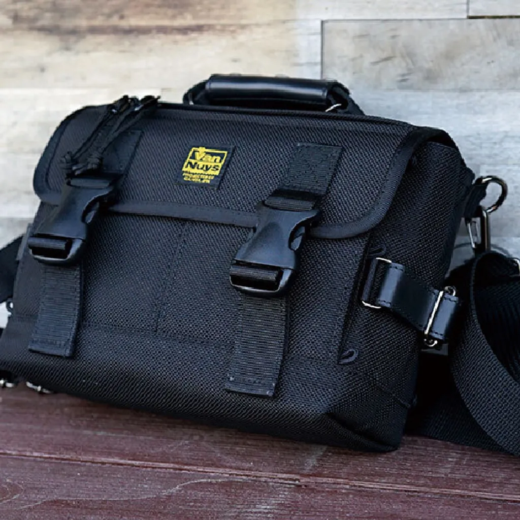 0-VanNuys-E213-包-02