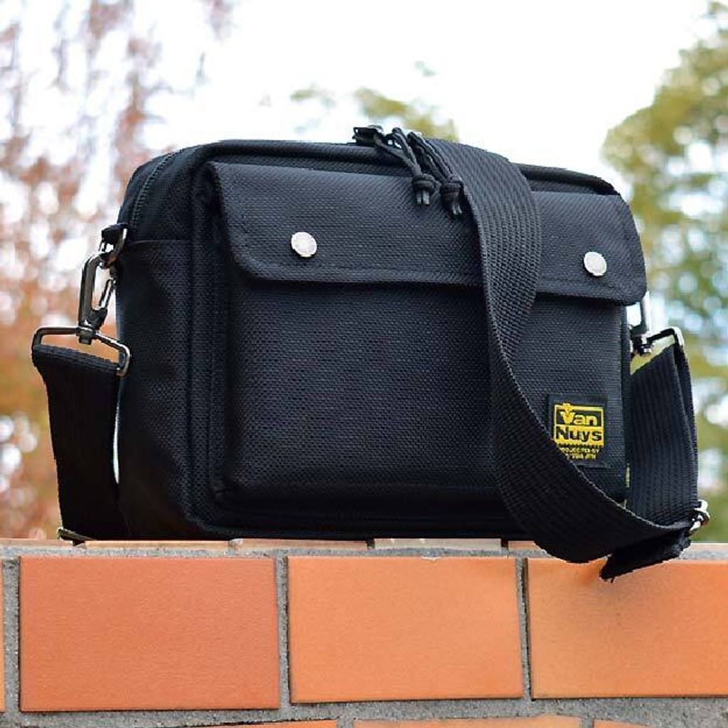 0-VanNuys-E583-防水散步包-3-04