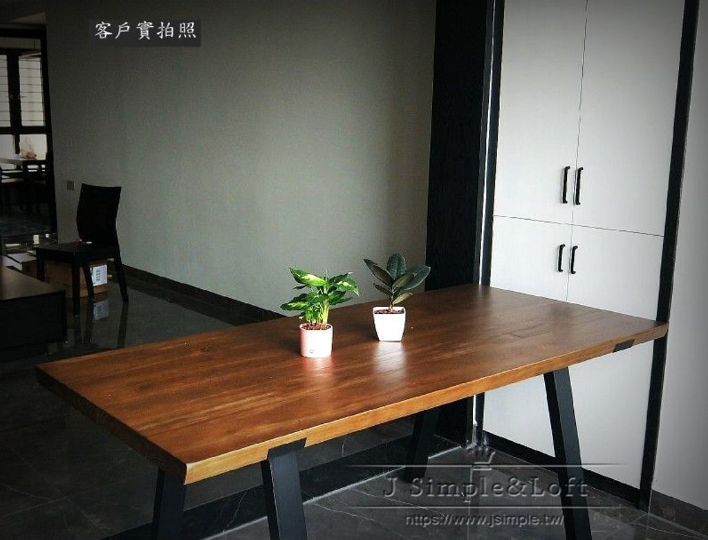 V型款實木餐桌  (10).jpg