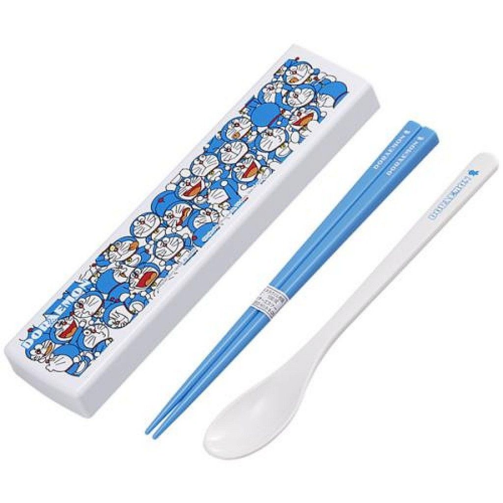 11_哆啦A夢 DORAEMON 湯筷附盒(各種姿勢滿版) 日本製 4.jpg