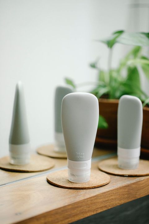 pexels-sarah-chai-7262763