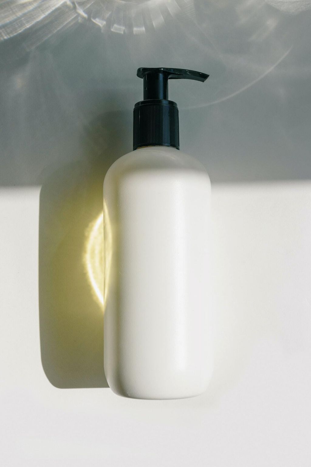 pexels-ksenia-chernaya-8054404