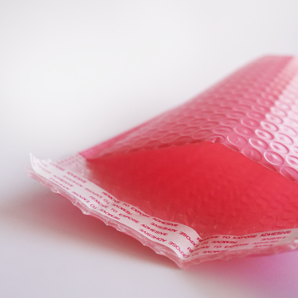 Pink bubble envelope 1.png