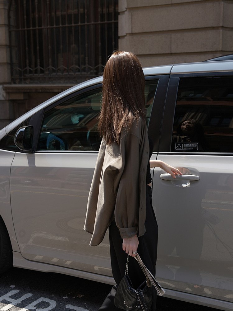 D5D5DFE1-0848-4A52-9CCA-84B392D31042