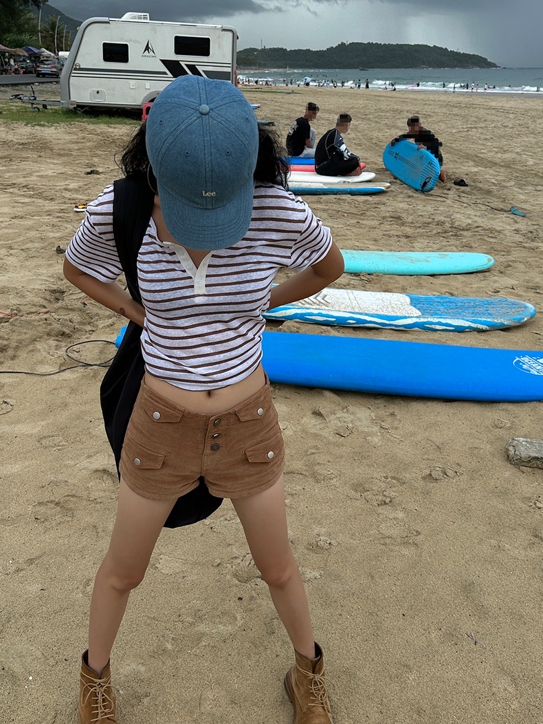 0B083B9F-4BBD-4BAC-B6A5-AA608CE3A289