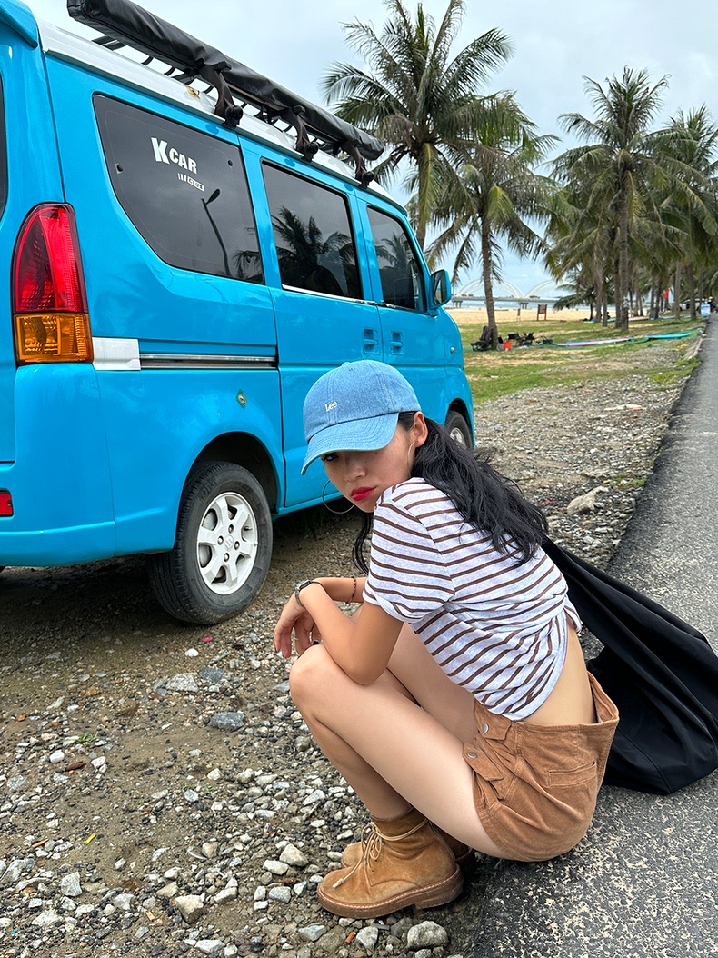 8DCEA5DA-89C6-4B94-8092-56DCC340A2DA