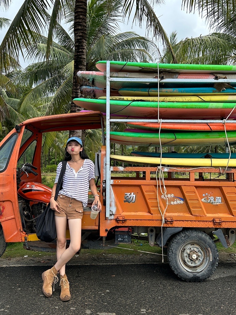 E74F5941-2F13-437F-B2DD-7A373A0CABAF