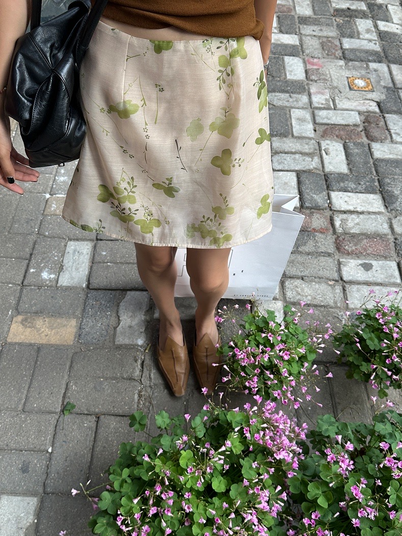 7FB831BC-66C0-4FFC-A851-E9F5A41EAADB