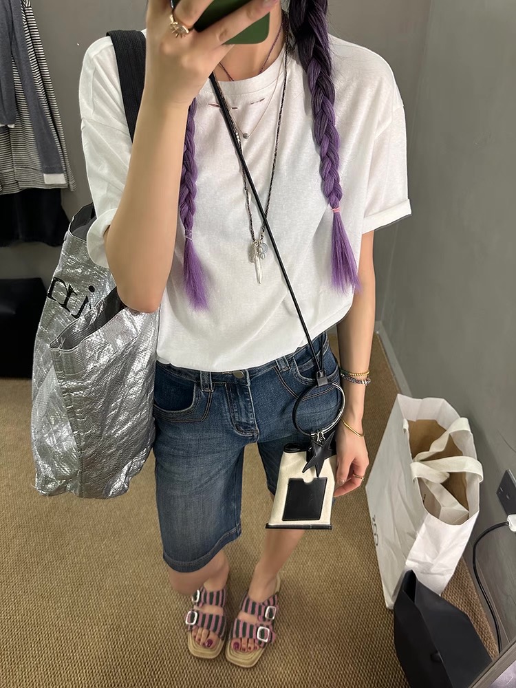 44CDDA5B-50C6-4BC6-8B54-418FB170369A