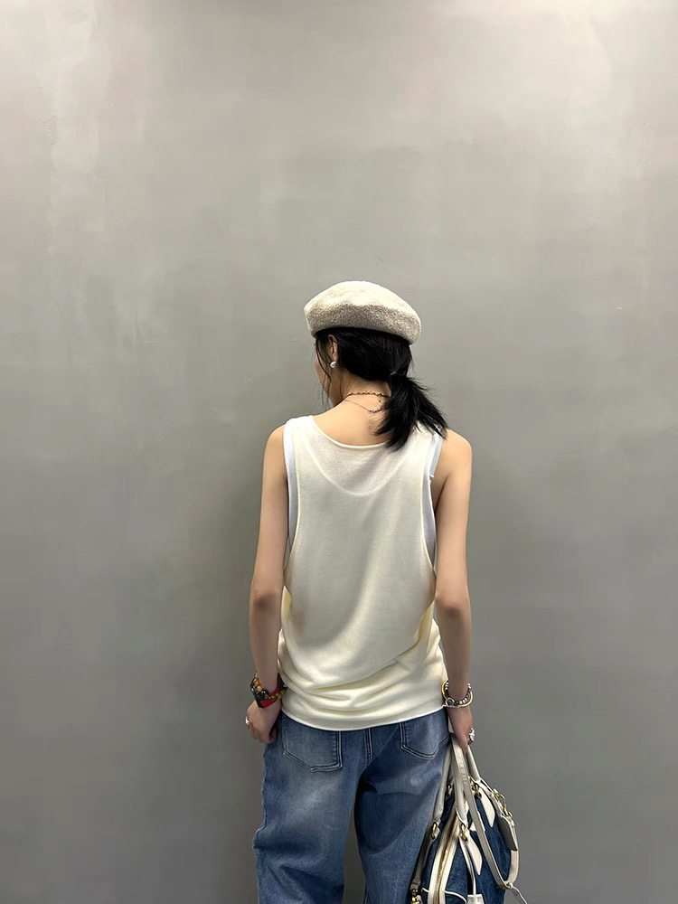B8F0FFB4-21B0-4830-828E-22E3107511AD