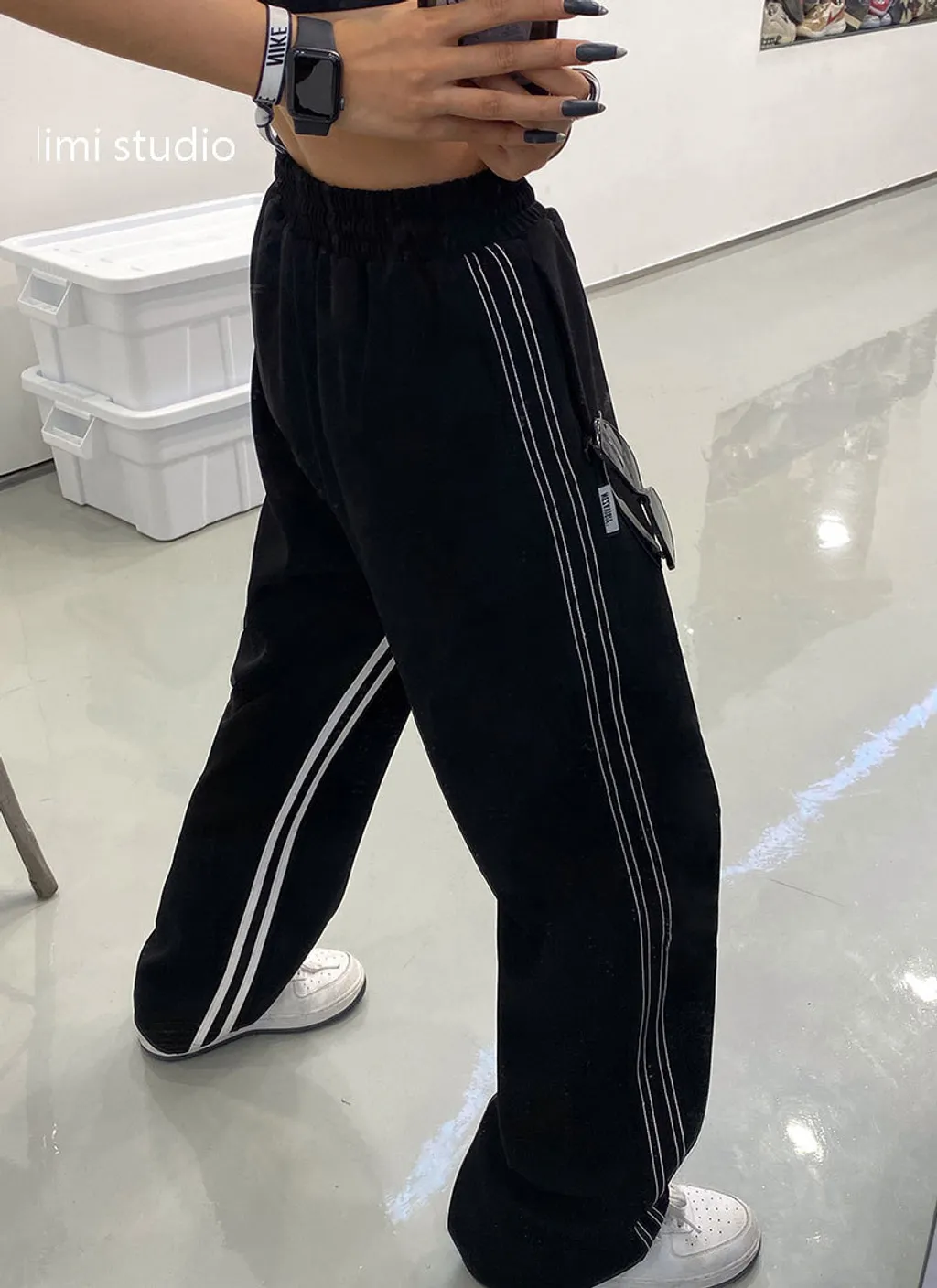 A0.jpg