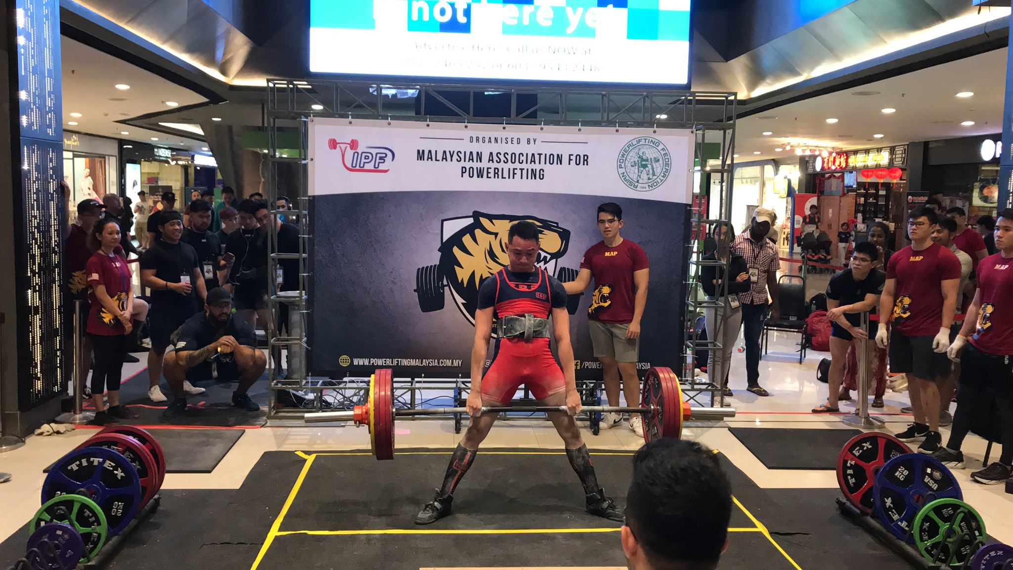 Amazing deadlift by Proteinlab Malaysia athlete which won him the gold medal