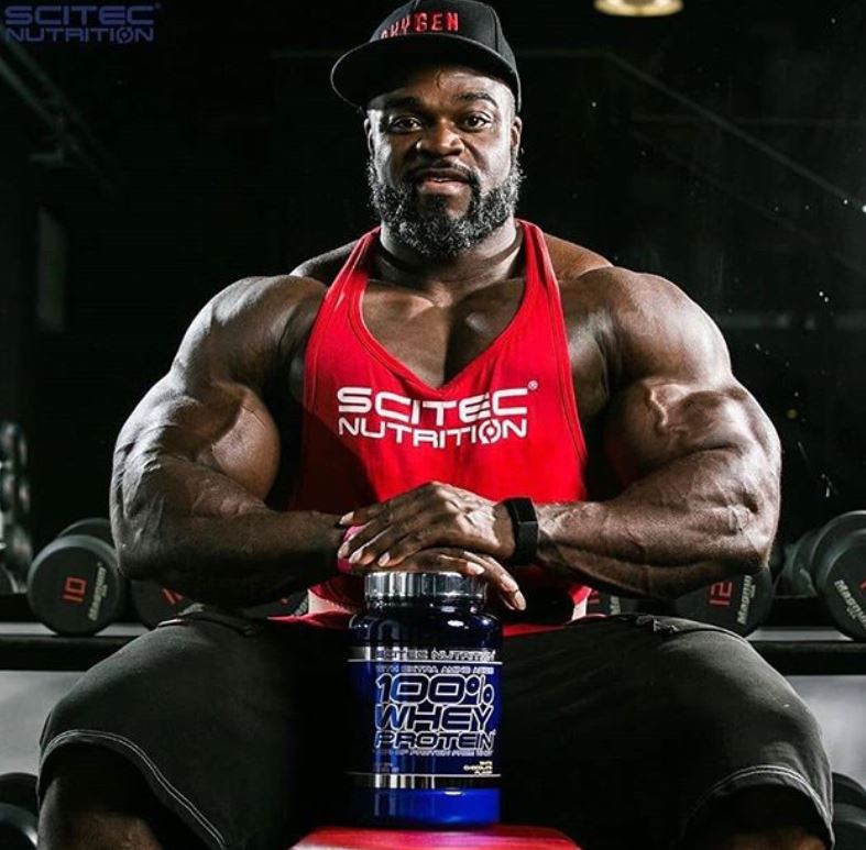 Scitec whey concentrate Malaysia with brandon curry at www.proteinlab.com.my.JPG