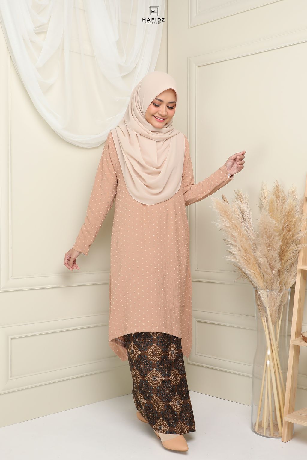 Nude Brown Batik 4.jpg