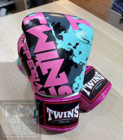 LINE_ALBUM_Twins_241212_7