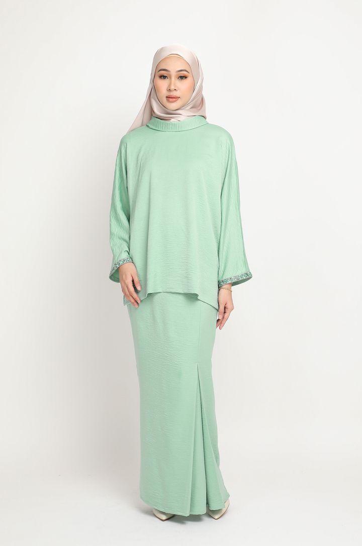 CHYNTIA KURUNG WEB 2