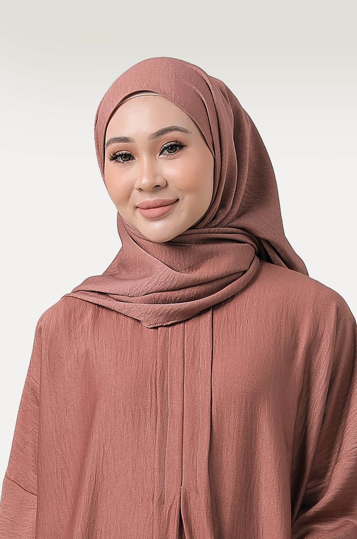 olivia scarf web 2