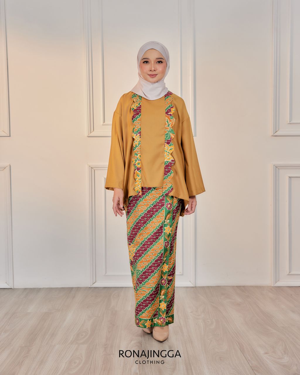 IZARA KUNTUM STANDARTrj 4941