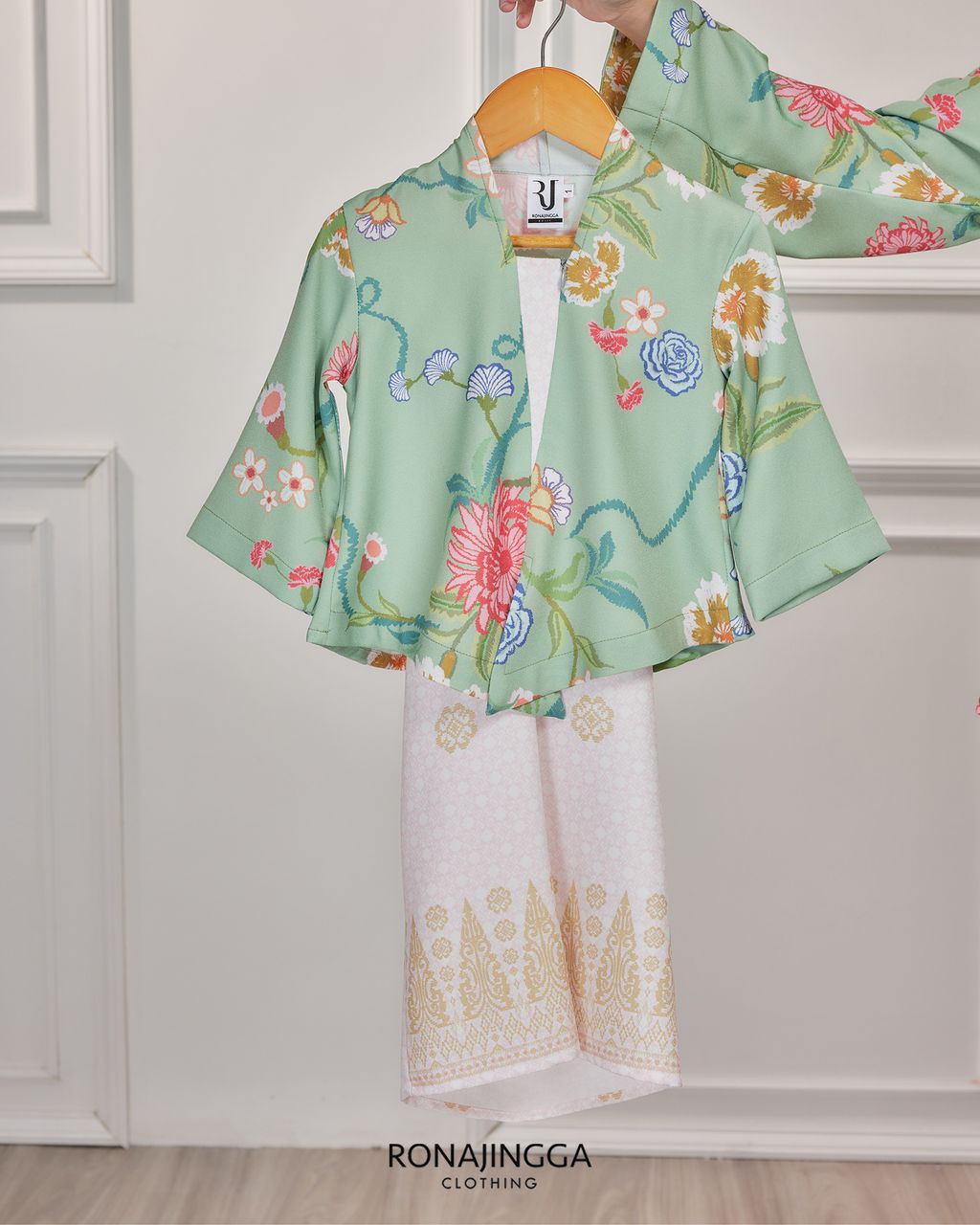 NYONYA LADY DIVArj 2961