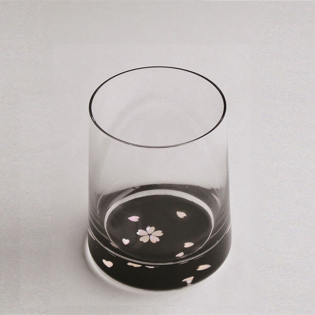 富山文創-天野漆器-櫻花威士忌杯(鑲貝).jpeg