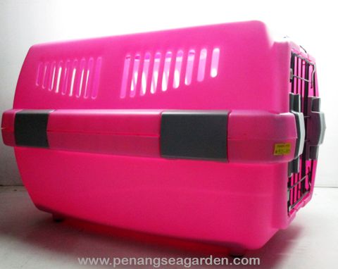 Pet Carrier Pink - 01A.jpg