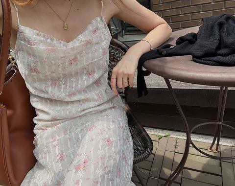 017 (2)