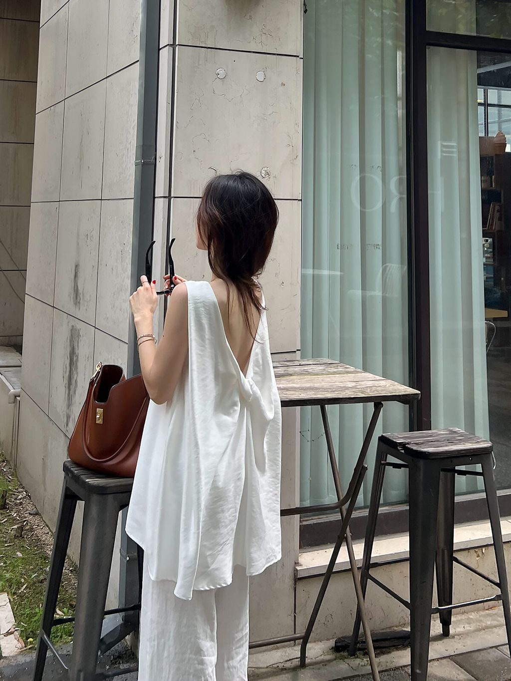 020 (3)