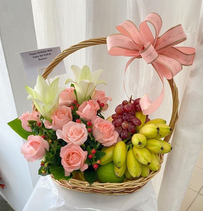 Jane's Florist |  - Fruits & Flowers Basket