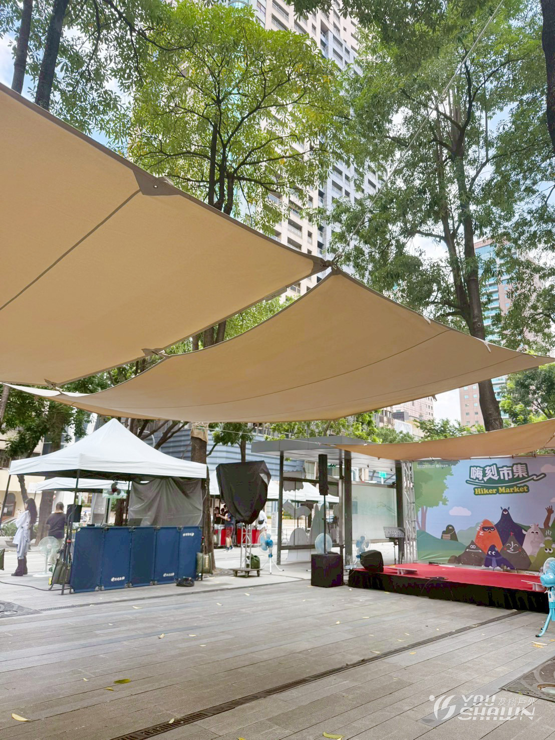 LINE_ALBUM_嗨刻市集-三角+46天幕進_250811_10