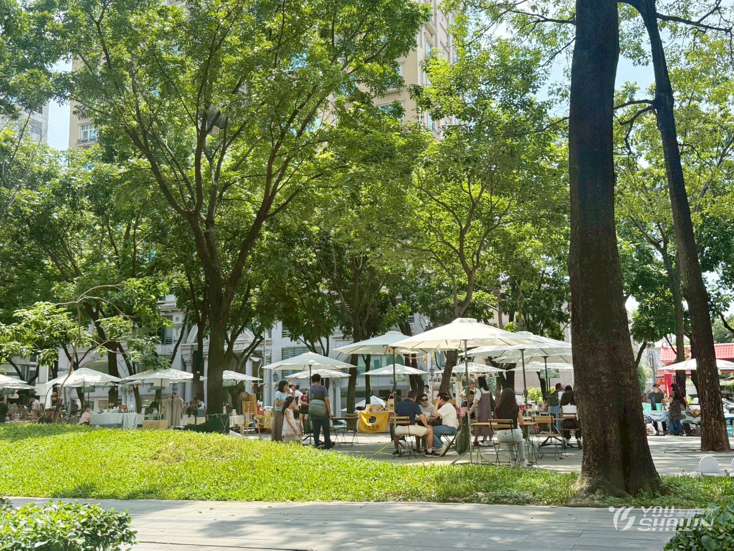 LINE_ALBUM_嗨刻市集-三角+46天幕進_250811_12