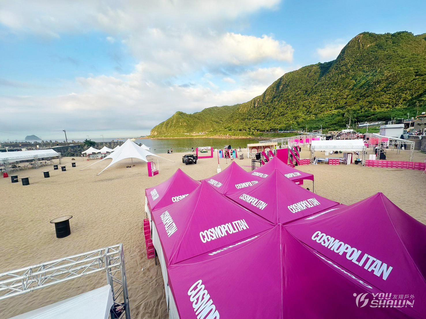 LINE_ALBUM_83柯夢波丹夏日海灘派對_240802_13