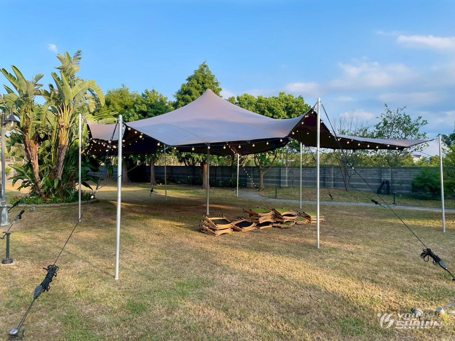 LINE_ALBUM_葉府-告別單身派對-10.57.5彈性天幕進_251015_4