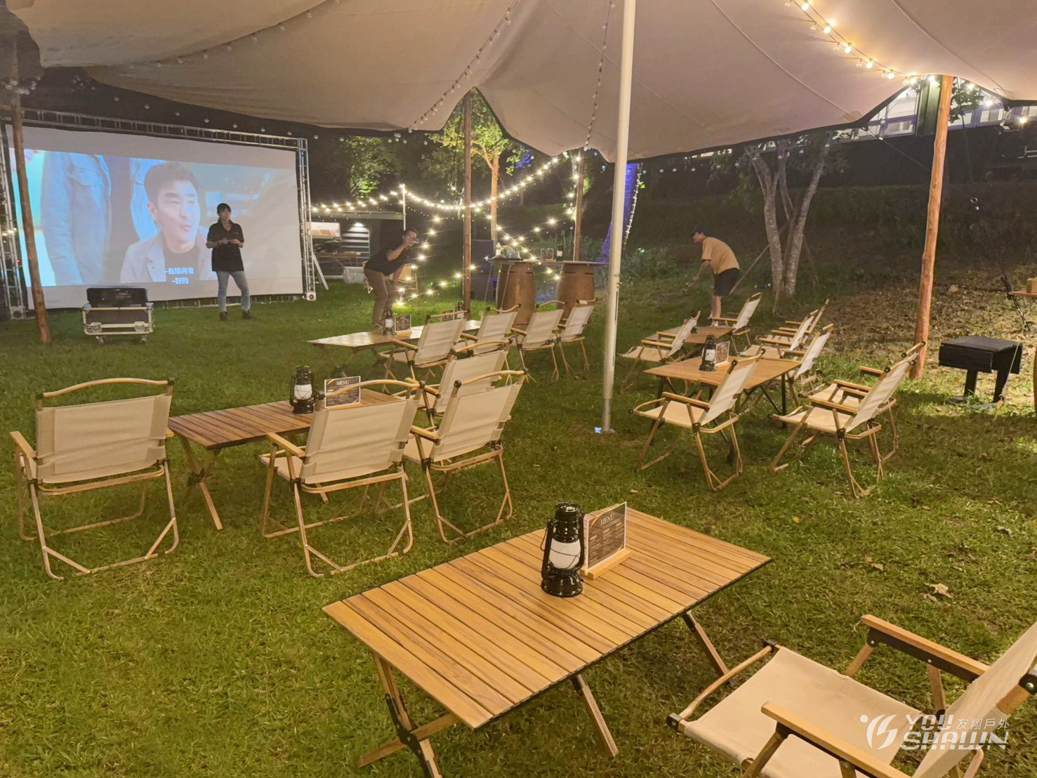 LINE_ALBUM_山野森活彈性天幕燈光進_251021_2