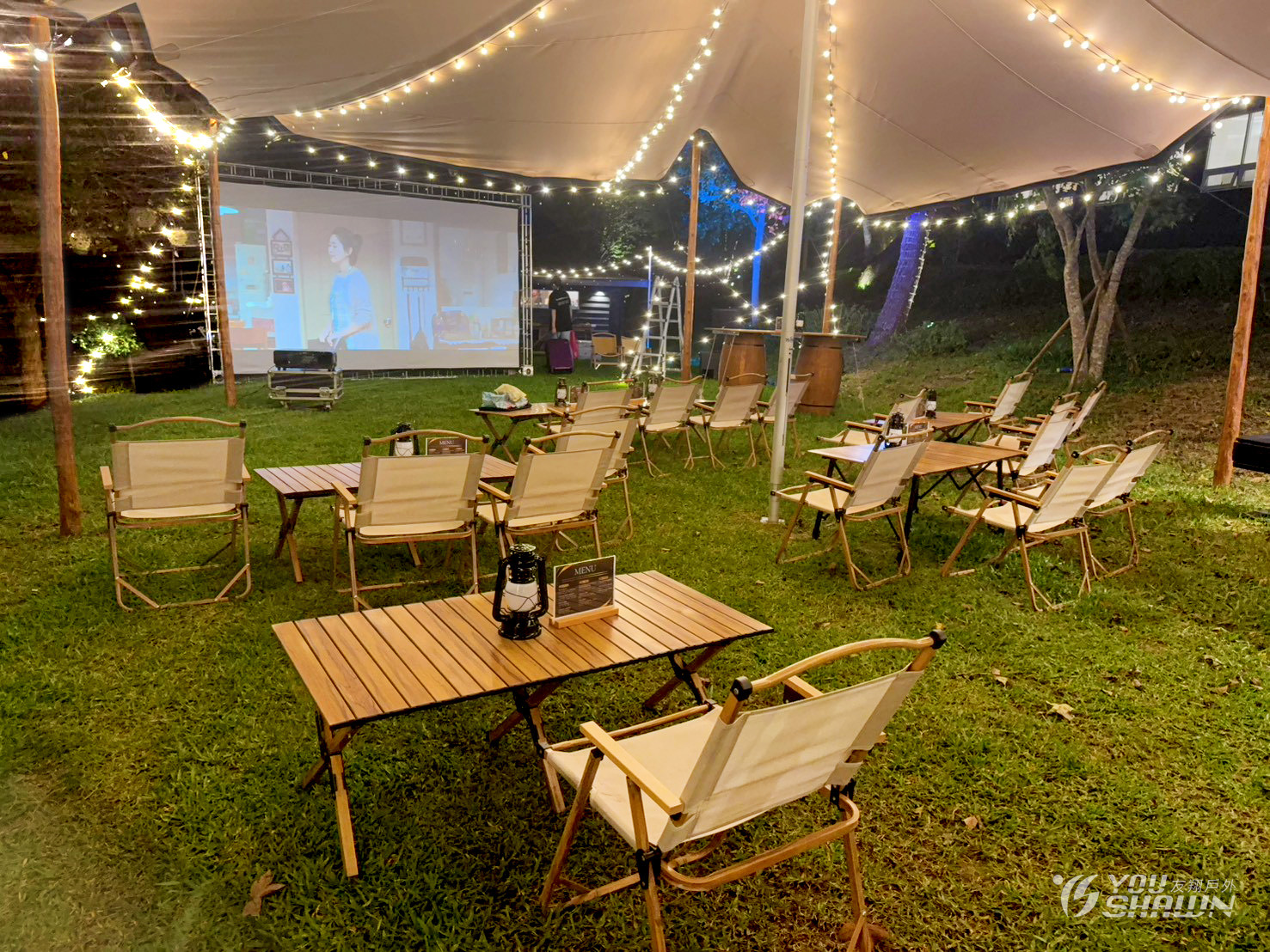 LINE_ALBUM_山野森活彈性天幕燈光進_251021_10