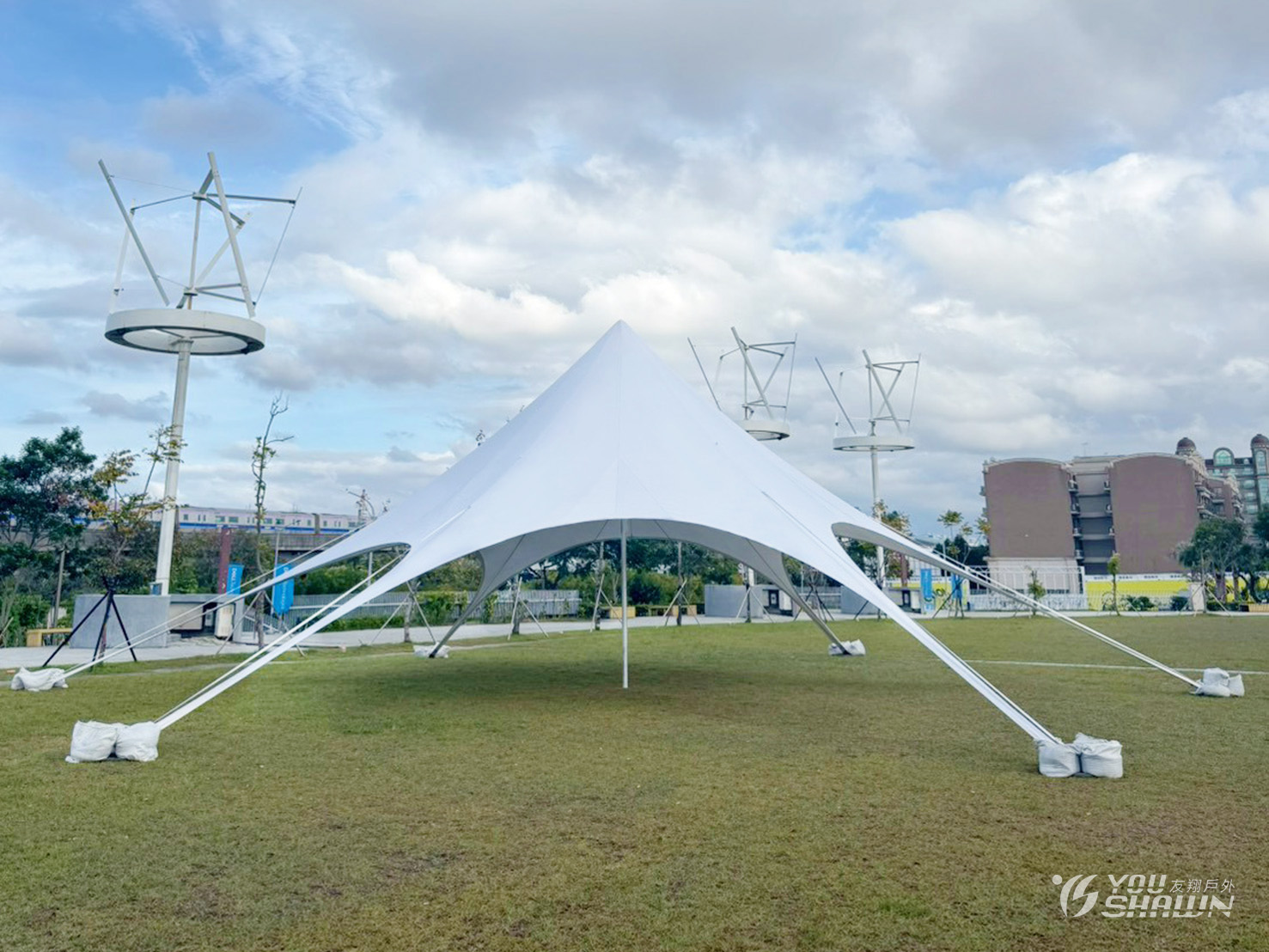 LINE_ALBUM_陽光劇場進17005背板、佈置。_251103_8