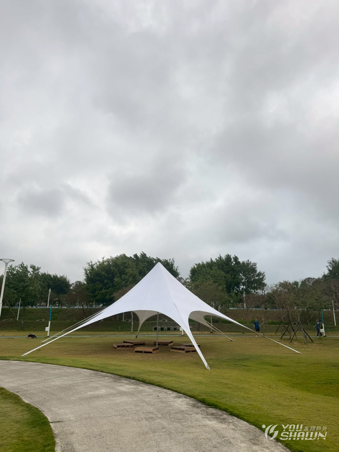 LINE_ALBUM_禾雲17002方形天幕進4✖️62-6✖️61打卡牆5_251103_14