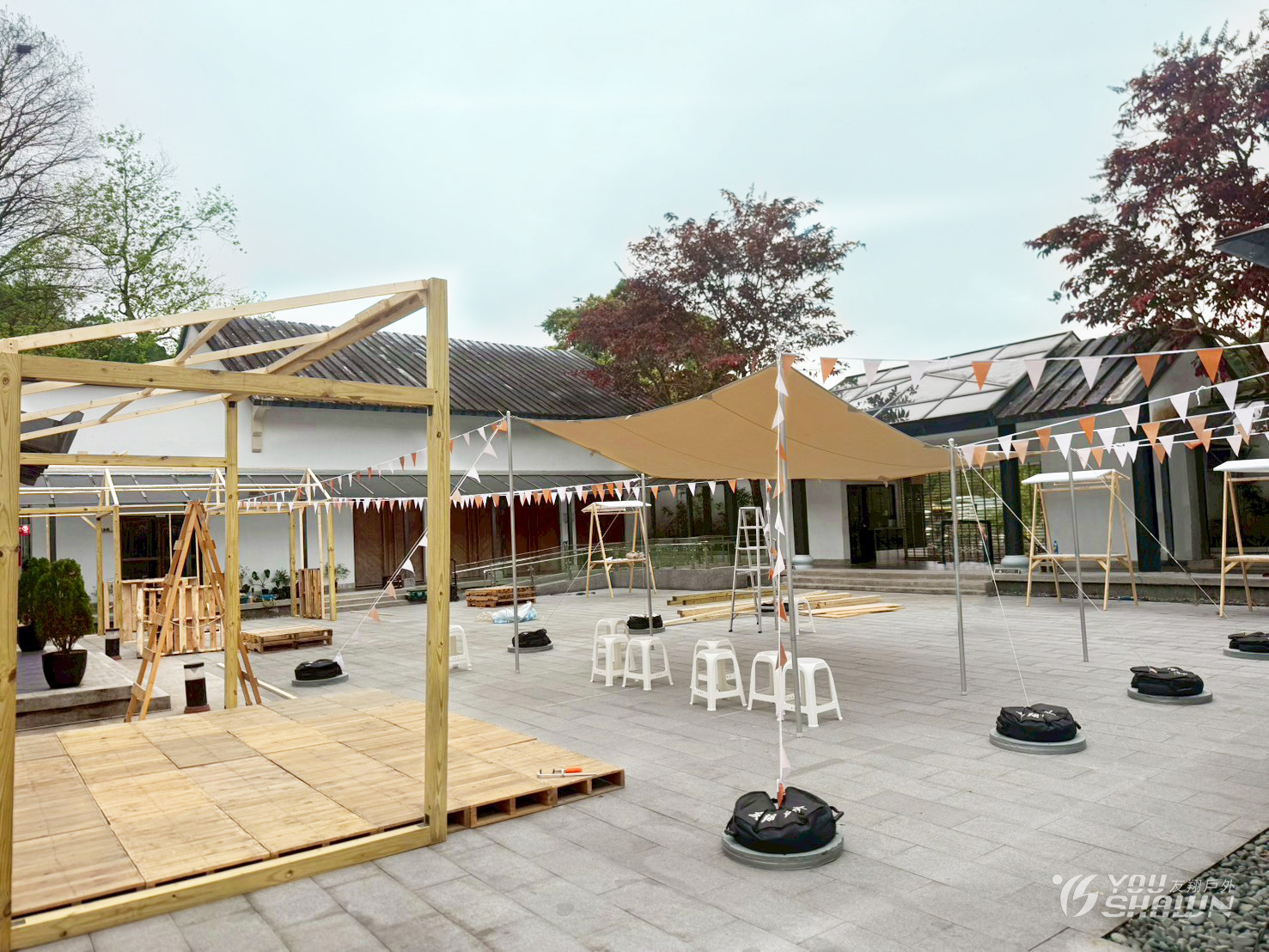 LINE_ALBUM_坪林13001、4✖️4方形天幕、串旗30、鐵板、沙包、棧板、攤架_260402_15