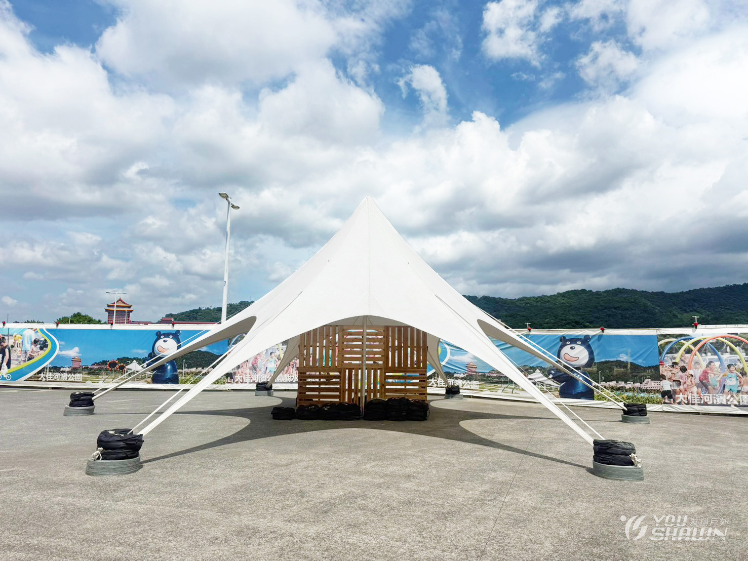 LINE_ALBUM_霓虹島進_260924_18