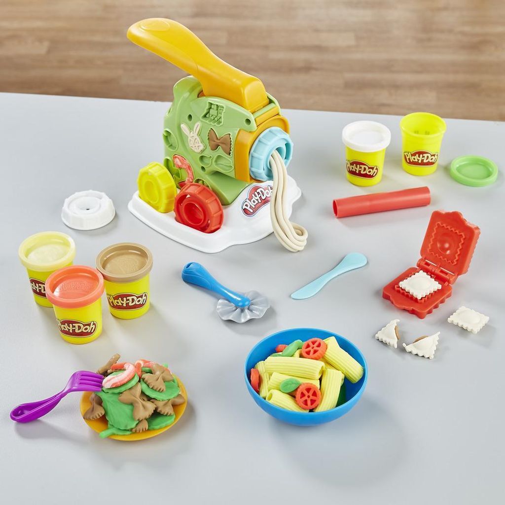 Play-Doh Kitchen Creations Noodle Makin' Mania.jpg