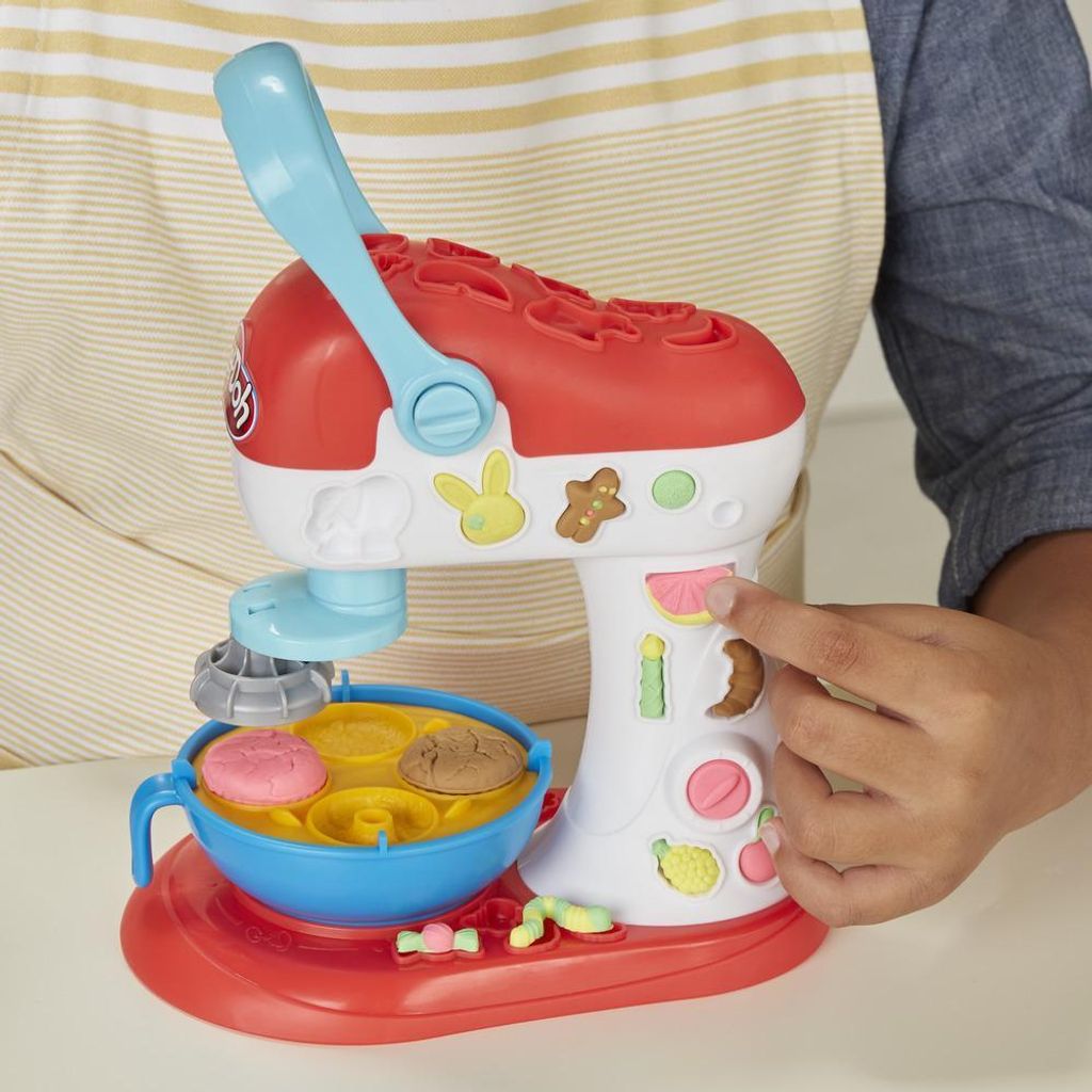Play-Doh Kitchen Creations Spinning Treats Mixer 6.jpg