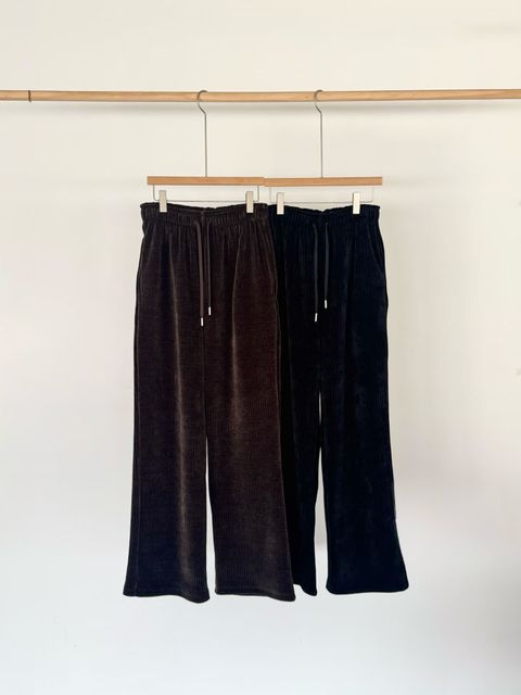 e95664d4433455d6d21385278e91bf53