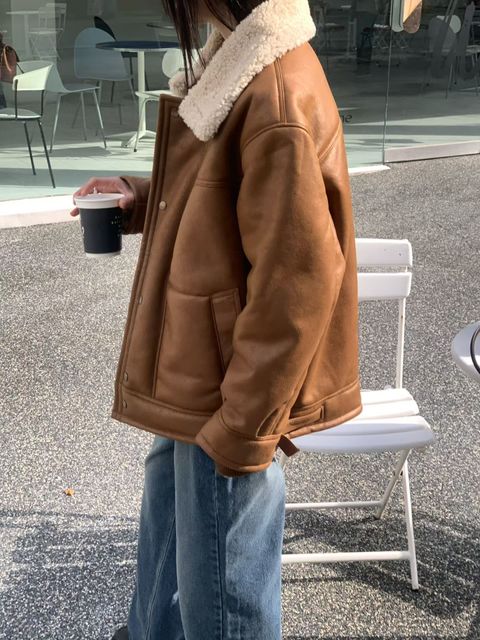 e5d8e0f1e744b7f4bee0659645304696