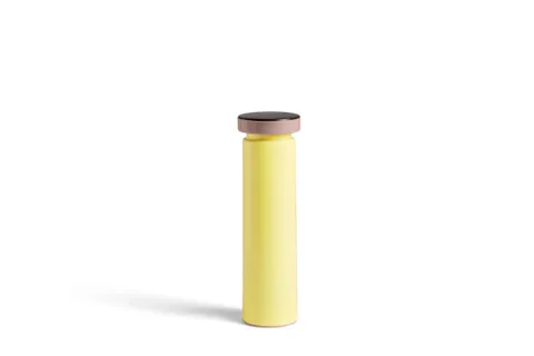 506976_Salt and Pepper M yellow.jpg