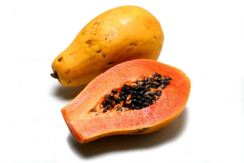 a-papaya-cut-in-half.jpg
